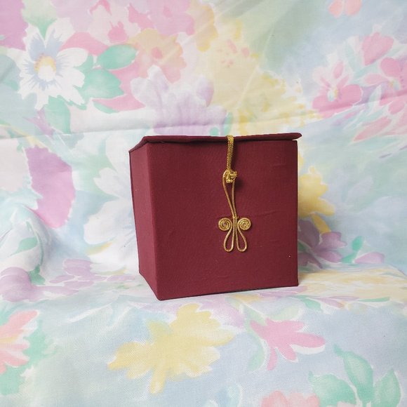 Vintage Opalescent Puppy Dog Ornament with Pearl Pendant - Picture 3 of 3